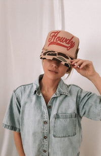 Howdy Trucker Hat - Tan + Camo